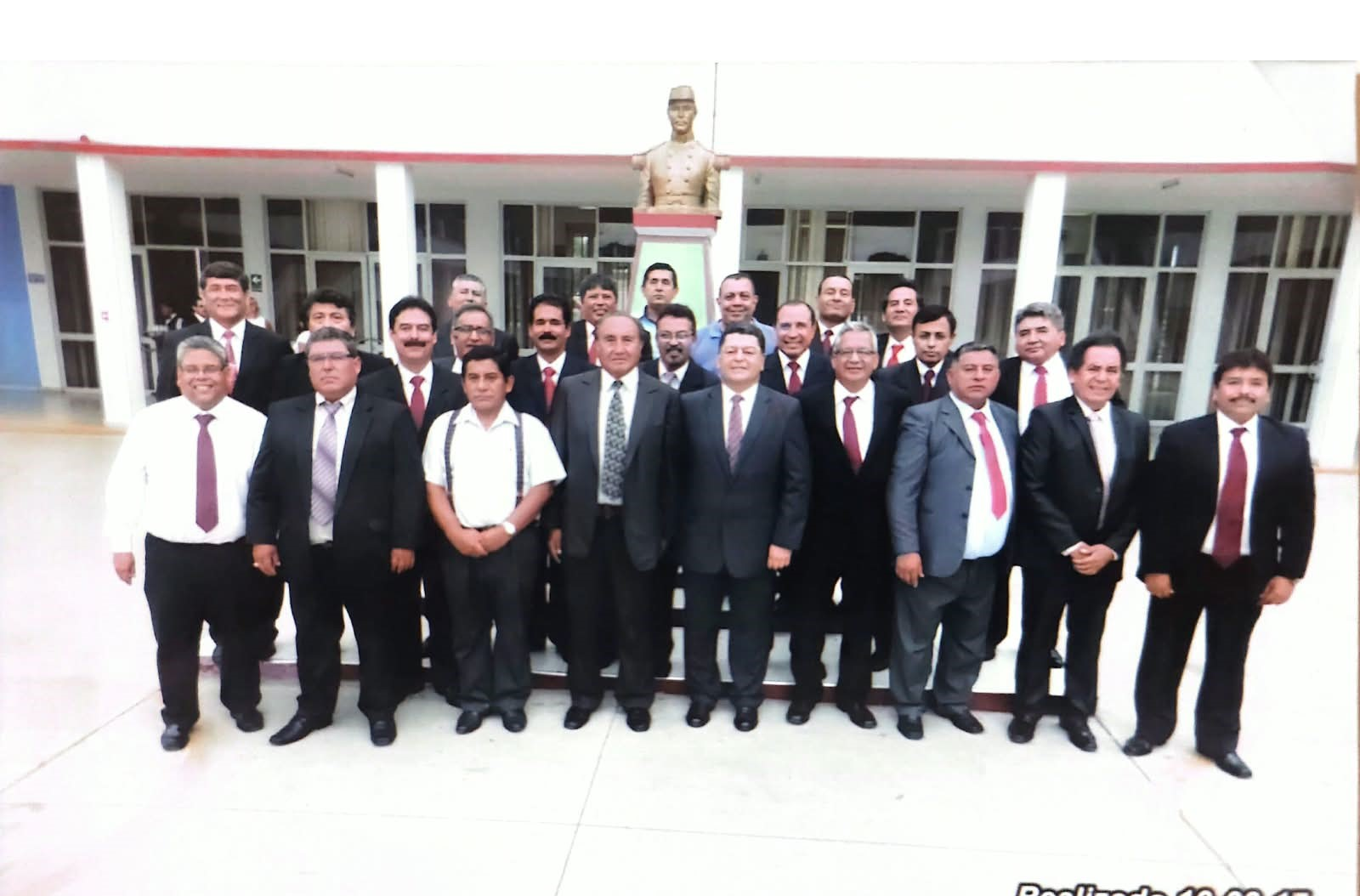 Celebraciones de los cuarenta años de egresados de la promoción 1977 de la sección 5  "A"